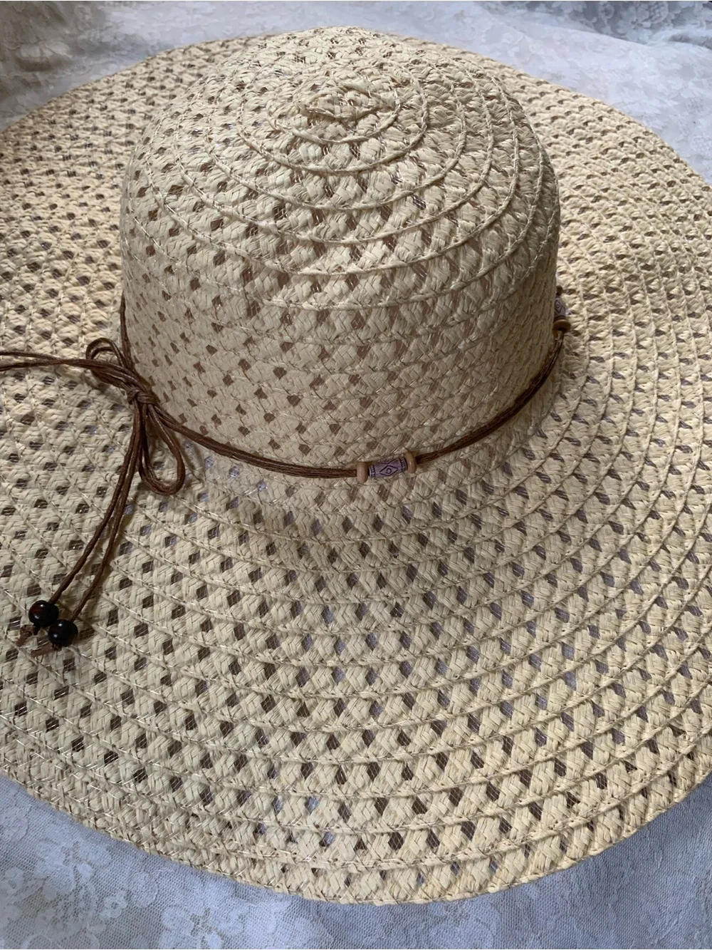 Women’s Beige Straw Wide Brim Sun Hat  Solid Beach Summer Travel bow Beads OS